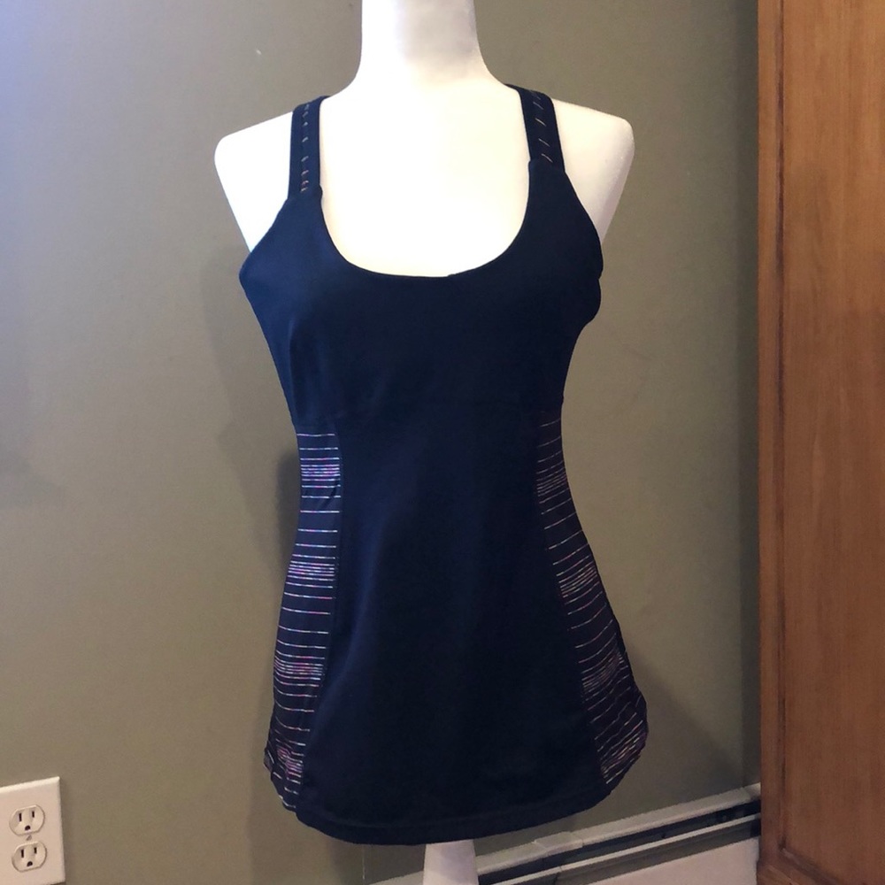 Black workout tank